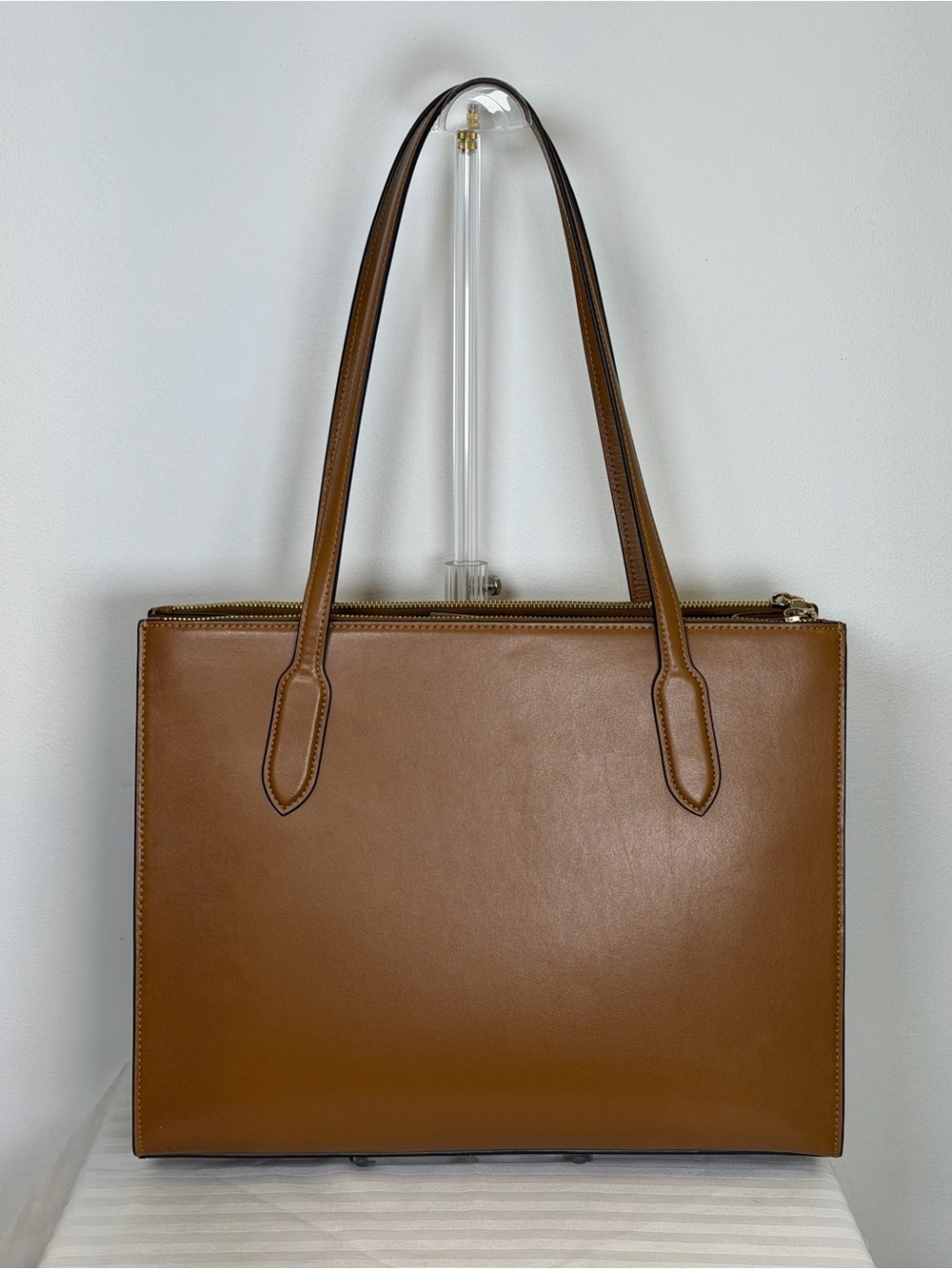 Coach ‘Nina’ Carryall Tote Light Saddle Brown Leather - Picture 6 of 17